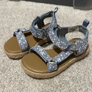 6T OshKosh B'gosh Blue Floral Kids Sandals